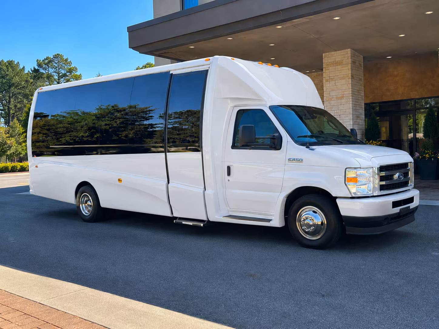 american airlines center is worth the ride make it easy on your group
