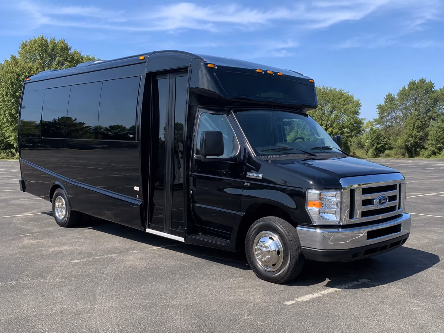 bedford make your group trip comfortable with a bedford long distance charter bus rental