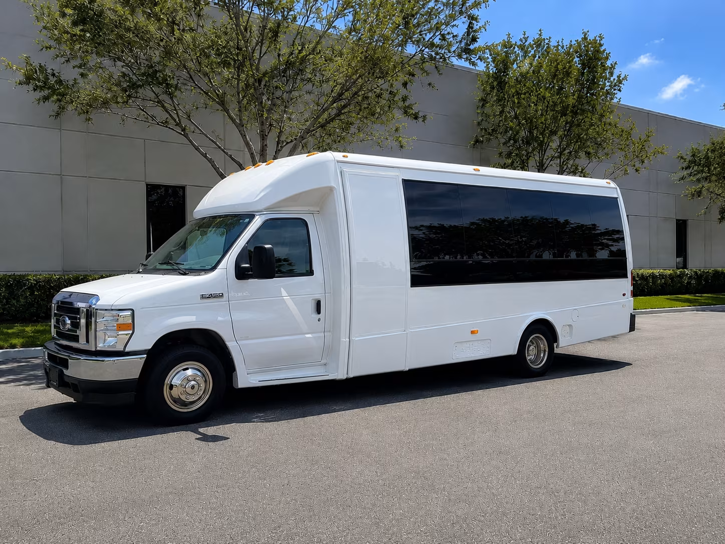 midlothian bus rentals